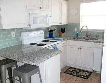 Anna Maria Beach Cottages Anna Maria Island Exterior photo